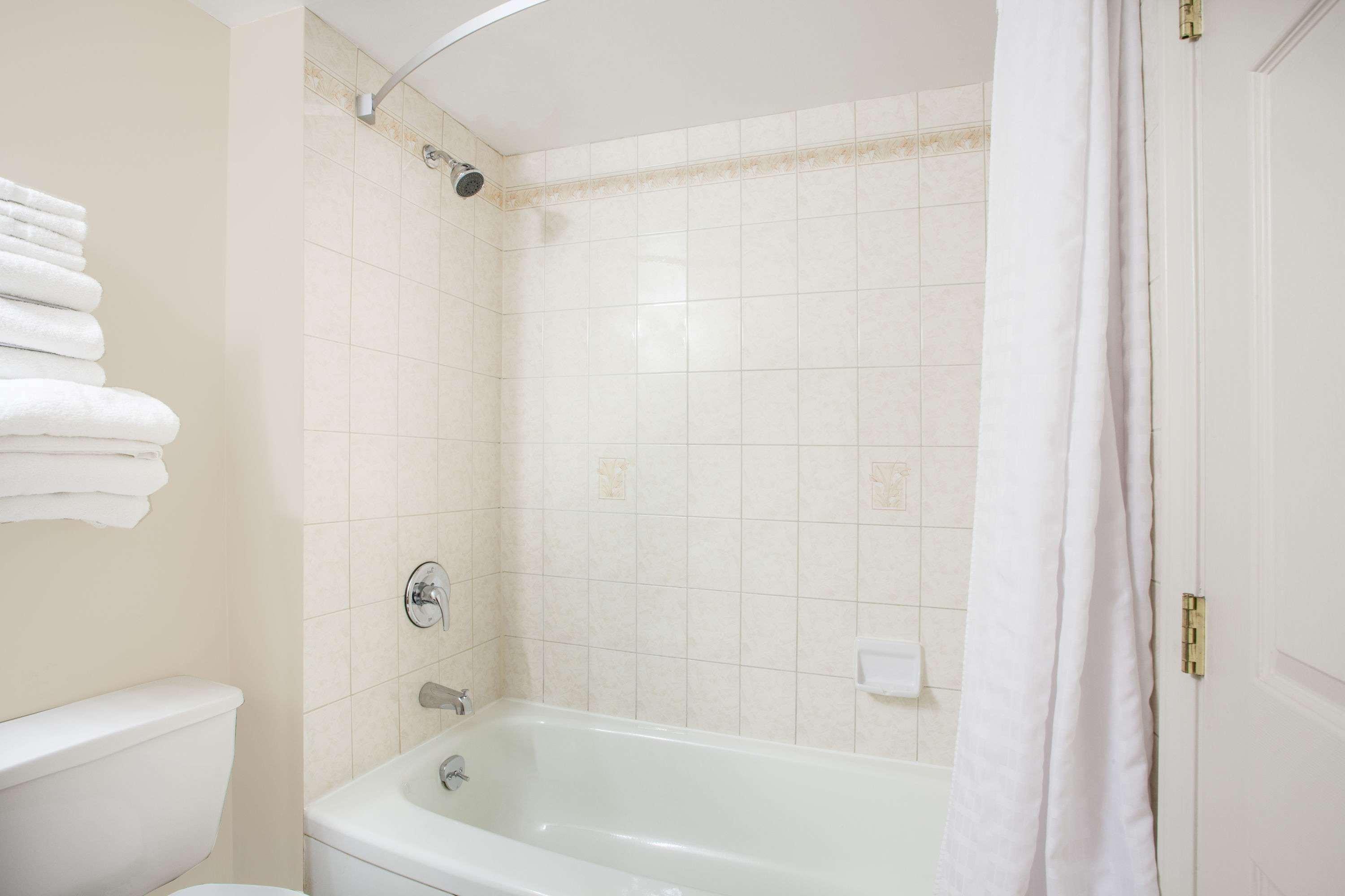 Hotel Super 8 By Wyndham Bc 3*